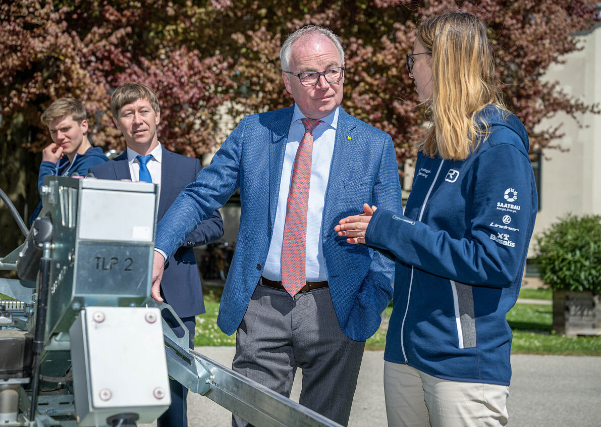 Stiftungsprofessur für KI in der Landwirtschaft