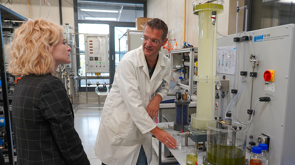Bundesministerin Eva-Maria Holzleitner zu Besuch am Campus Wieselburg