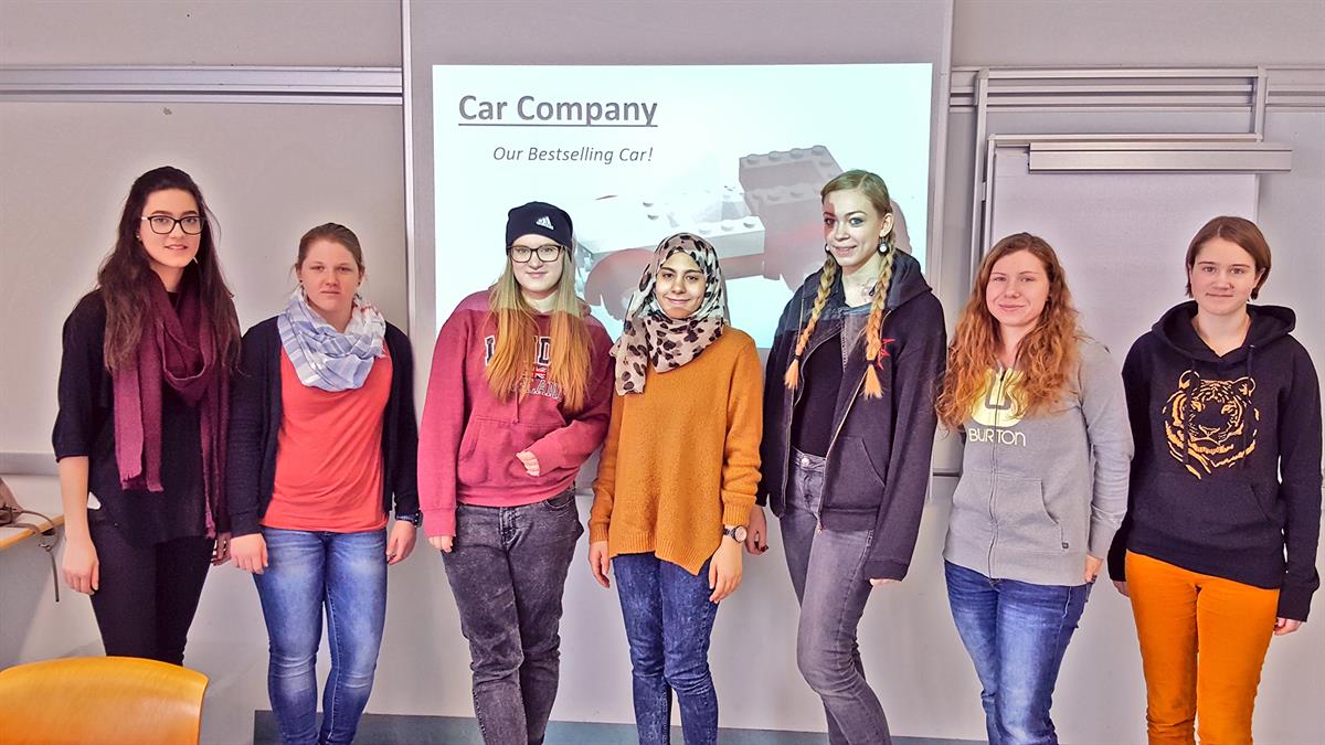 FH Wiener Neustadt unterstützt Initiative für technikinteressierte Frauen