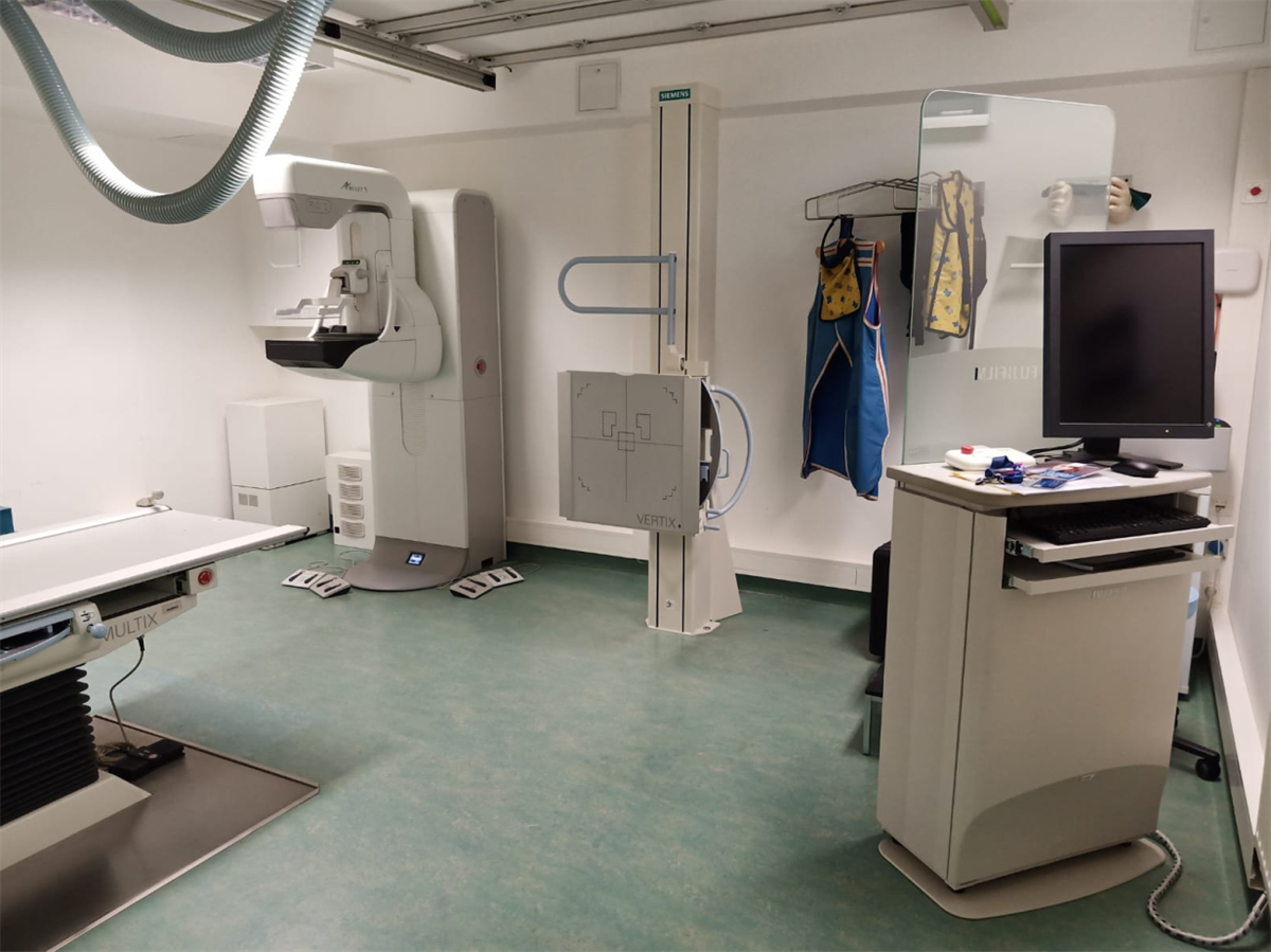 Neue High-Tech-Ausrüstung in der Radiologietechnologie