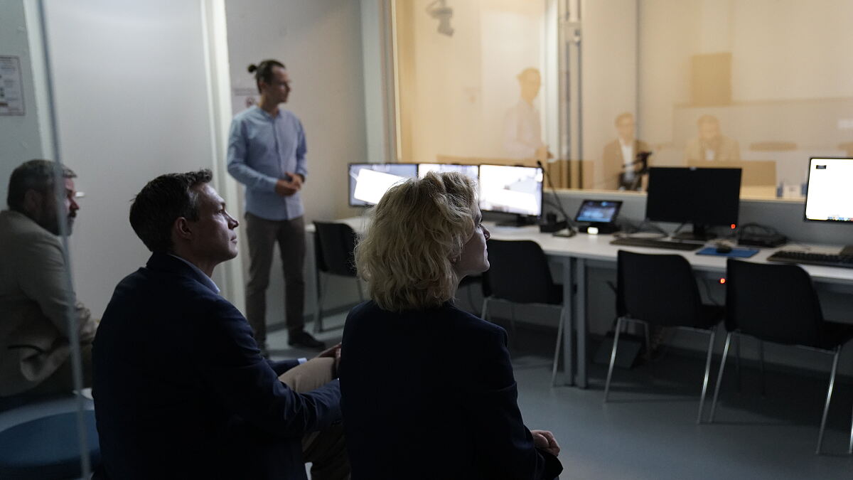 Besuch der Bundesministerin Eva-Maria Holzleitner 