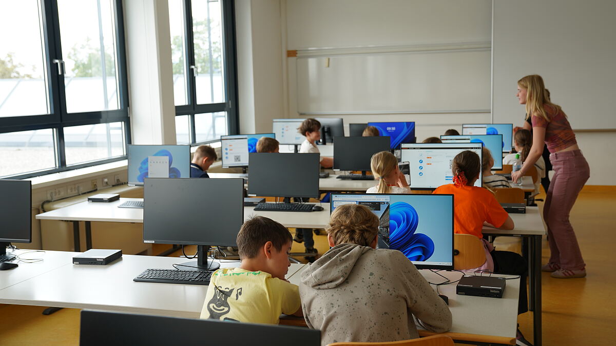 FHKids Forscherferien an der FH Wiener Neustadt